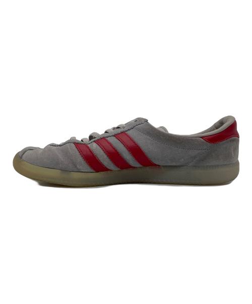 adidas（アディダス）adidas (アディダス) スニーカー HOCHELAGA SPZL グレー×レッド サイズ:25.5の古着・服飾アイテム