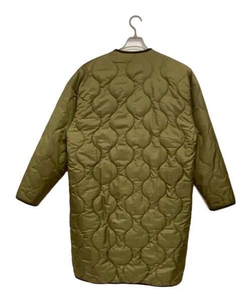 UNIVERSAL OVERALL（ユニバーサルオーバーオール）UNIVERSAL OVERALL (ユニバーサルオーバーオール) キルティングコート グリーン サイズ:Mの古着・服飾アイテム
