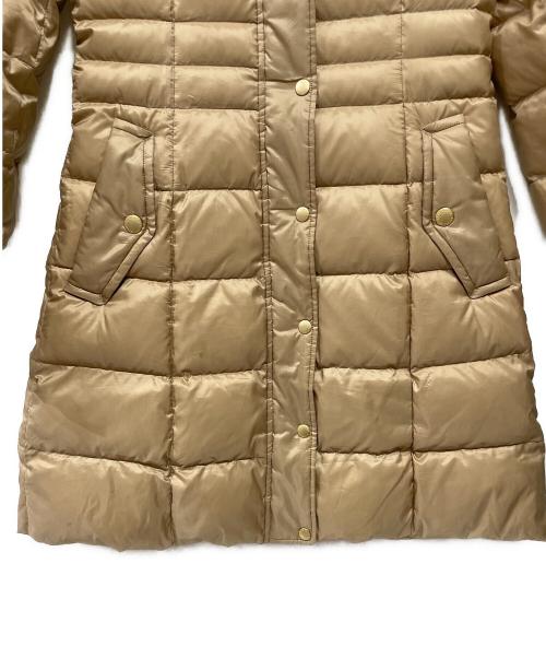 BLUE LABEL CRESTBRIDGE（ブルーレーベルクレストブリッジ）BLUE LABEL CRESTBRIDGE (ブルーレーベルクレストブリッジ) ダウンコート ベージュ サイズ:36の古着・服飾アイテム