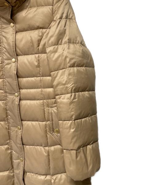 BLUE LABEL CRESTBRIDGE（ブルーレーベルクレストブリッジ）BLUE LABEL CRESTBRIDGE (ブルーレーベルクレストブリッジ) ダウンコート ベージュ サイズ:36の古着・服飾アイテム