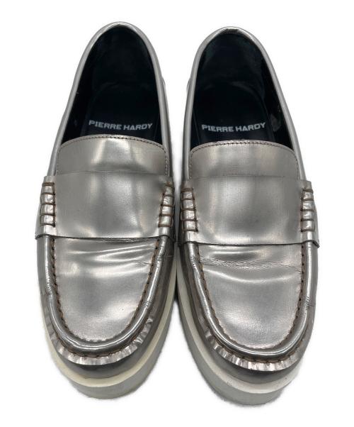 PIERRE HARDY（ピエールアルディ）PIERRE HARDY (ピエールアルディ) ローファー シルバー サイズ:36の古着・服飾アイテム