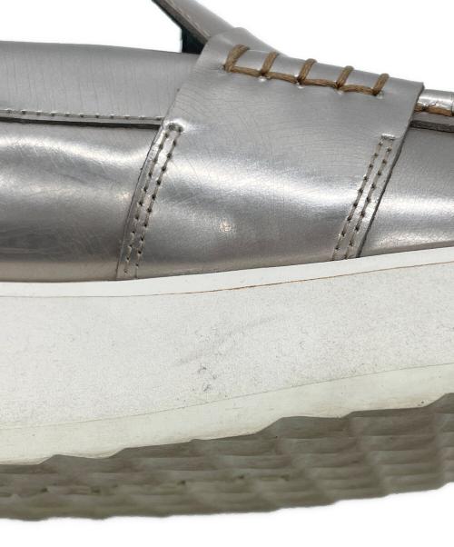 PIERRE HARDY（ピエールアルディ）PIERRE HARDY (ピエールアルディ) ローファー シルバー サイズ:36の古着・服飾アイテム