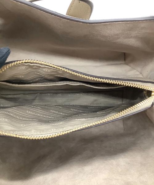 Kate Spade（ケイトスペード）Kate Spade (ケイトスペード) デコ ミディアム クロスボディ トート ベージュの古着・服飾アイテム