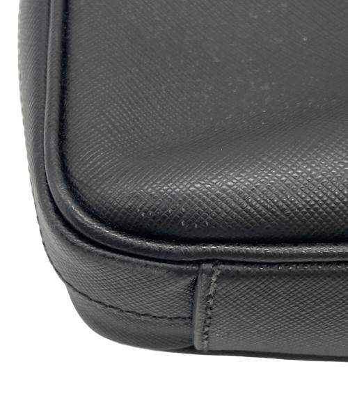 PRADA（プラダ）PRADA (プラダ) SAFFIANO TRAVEL ブラックの古着・服飾アイテム