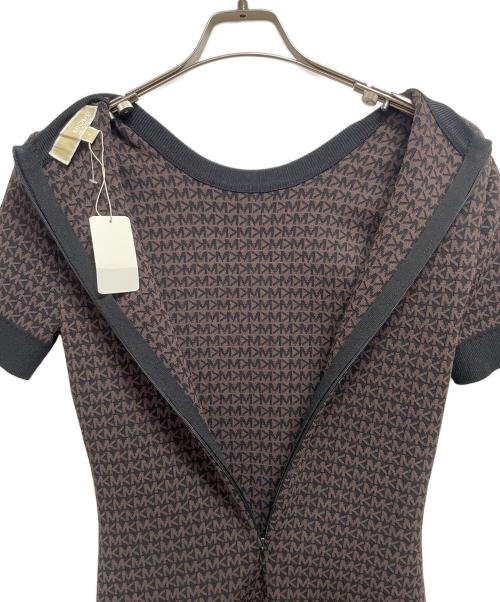 MICHAEL KORS（マイケル・コース）MICHAEL KORS (マイケルコース) 半袖ニットワンピース ブラウン×ブラック サイズ:S 未使用品の古着・服飾アイテム