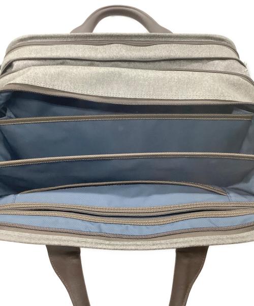 TUMI（トゥミ）TUMI (トゥミ) ビジネスバッグ グレーの古着・服飾アイテム