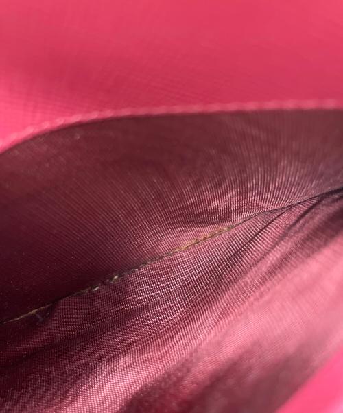 PRADA（プラダ）PRADA (プラダ) 長財布 ショッキングピンクの古着・服飾アイテム