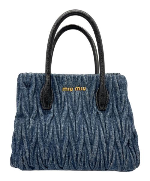 MIU MIU（ミュウミュウ）MIU MIU (ミュウミュウ) マテラッセ デニムバッグ ブルーの古着・服飾アイテム