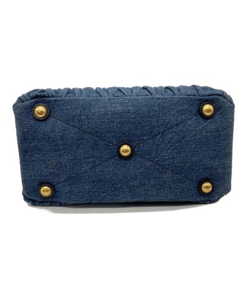 MIU MIU（ミュウミュウ）MIU MIU (ミュウミュウ) マテラッセ デニムバッグ ブルーの古着・服飾アイテム