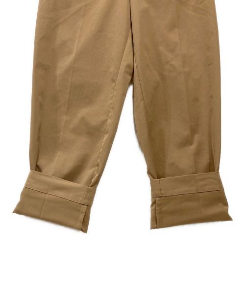 YORI（ヨリ）YORI (ヨリ) ハイウエストチノタック ライトブラウン サイズ:36の古着・服飾アイテム