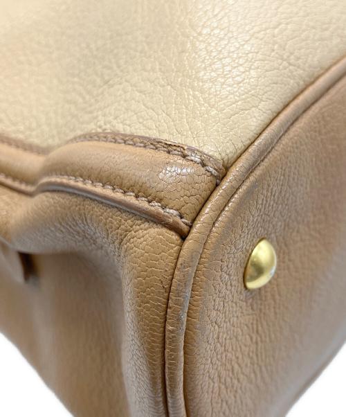 MIU MIU（ミュウミュウ）MIU MIU (ミュウミュウ) 2WAYバッグ ベージュの古着・服飾アイテム