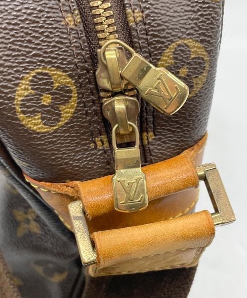LOUIS VUITTON（ルイ ヴィトン）LOUIS VUITTON (ルイ ヴィトン) モノグラム サック ボスフォール／ショルダーバッグ ブラウンの古着・服飾アイテム