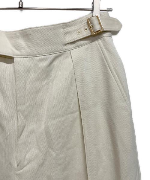 CULLNI（クルニ）CULLNI (クルニ) Wool Chino Wide 1-Tuck Gurkha Pants アイボリー サイズ:SIZE 1の古着・服飾アイテム