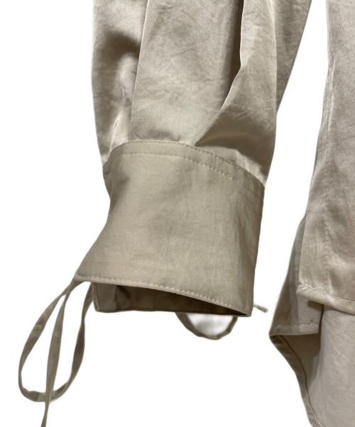 taupe（トープ）taupe (トープ) Satin Loose String Shirts BEIGE ベージュ サイズ:SIZE 2の古着・服飾アイテム