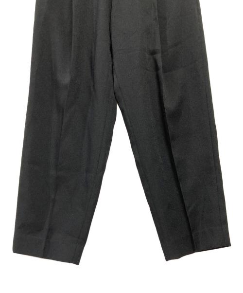 HYKE（ハイク）HYKE (ハイク) ベルテッドスラックスパンツ ブラック サイズ:1の古着・服飾アイテム