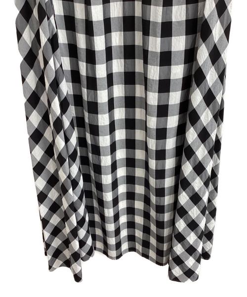 UNITED ARROWS（ユナイテッドアローズ）UNITED ARROWS (ユナイテッドアローズ) ノースリーブワンピース ブラック×ホワイト サイズ:38の古着・服飾アイテム