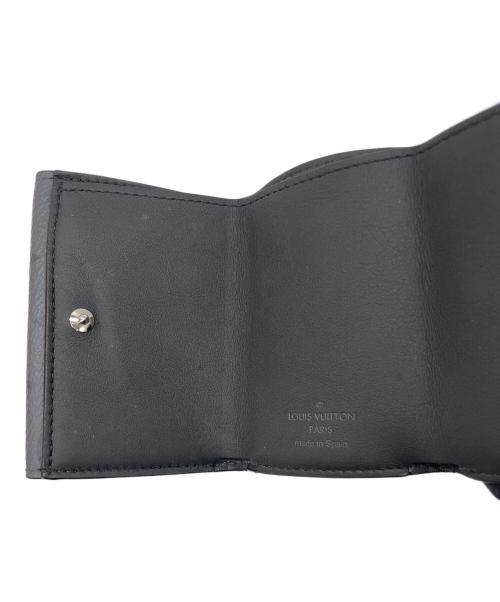 LOUIS VUITTON（ルイ ヴィトン）LOUIS VUITTON (ルイ ヴィトン) ディスカバリー コンパクトウォレット モノグラム・エクリプス ブラックの古着・服飾アイテム