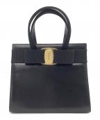 Salvatore Ferragamoサルヴァトーレ フェラガモ）の古着「ヴァラリボン　ハンドバッグ」｜ブラック