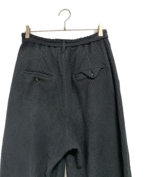 ANCELLM（アンセルム）ANCELLM (アンセルム) CUT STRIPE EASY SLACKS ブラック サイズ:Sの古着・服飾アイテム