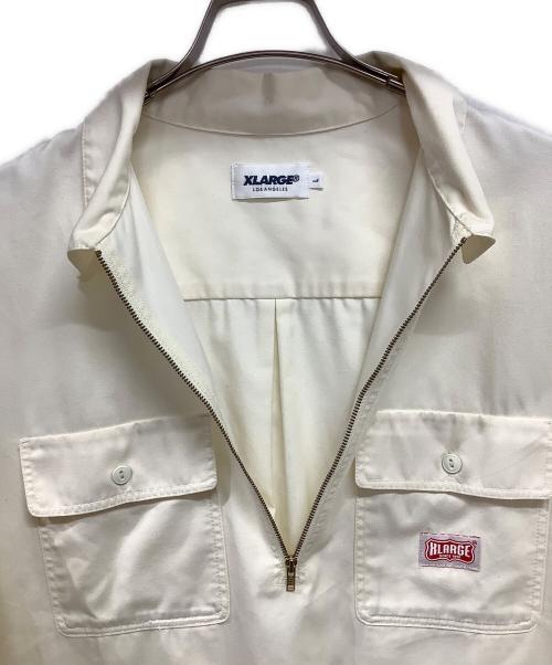 X-LARGE（エクストララージ）X-LARGE (エクストララージ) ハーフジップシャツ アイボリー サイズ:Lの古着・服飾アイテム