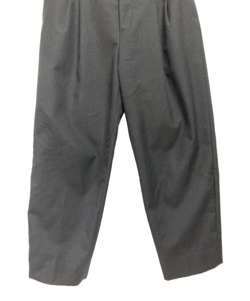 AURALEE（オーラリー）AURALEE (オーラリー) LUEFACED WOOL WIDE SLACKS グレー サイズ:3の古着・服飾アイテム