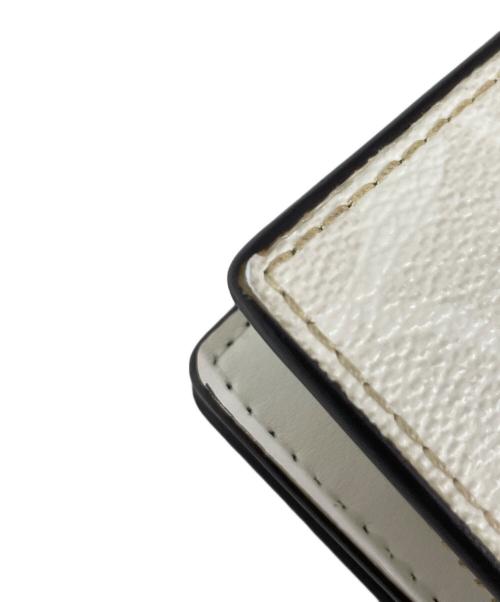 COACH（コーチ）COACH (コーチ) 2つ折り財布 ホワイトの古着・服飾アイテム