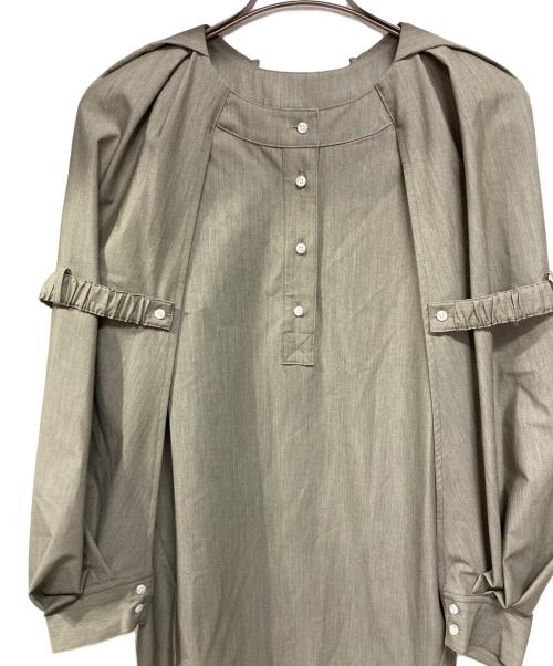pinue（ピヌエ）pinue (ピヌエ) 長袖ワンピース グレー サイズ:F 未使用品の古着・服飾アイテム