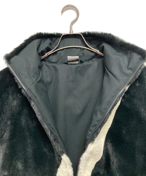 NIKE（ナイキ）NIKE (ナイキ) フェイクファージャケット ブラック×ホワイト サイズ:Lの古着・服飾アイテム