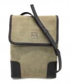 LOEWEロエベ）の古着「アナグラム ショルダーバッグ」｜カーキ×ブラック