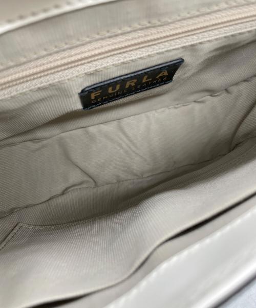 FURLA（フルラ）FURLA (フルラ) ショルダーポーチ ホワイトの古着・服飾アイテム