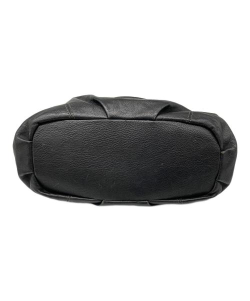 BURBERRY BLUE LABEL（バーバリーロンドンブルーレーベル）BURBERRY BLUE LABEL (バーバリーロンドンブルーレーベル) ハンドバッグ ブラックの古着・服飾アイテム