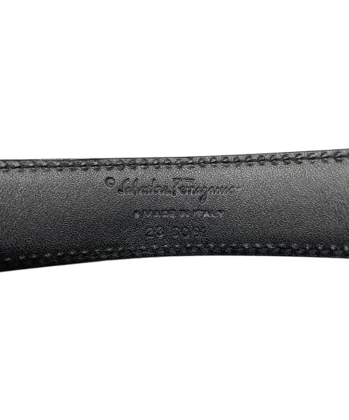 Ferragamo（フェラガモ）Ferragamo (フェラガモ) ベルト ブラック×ゴールドの古着・服飾アイテム