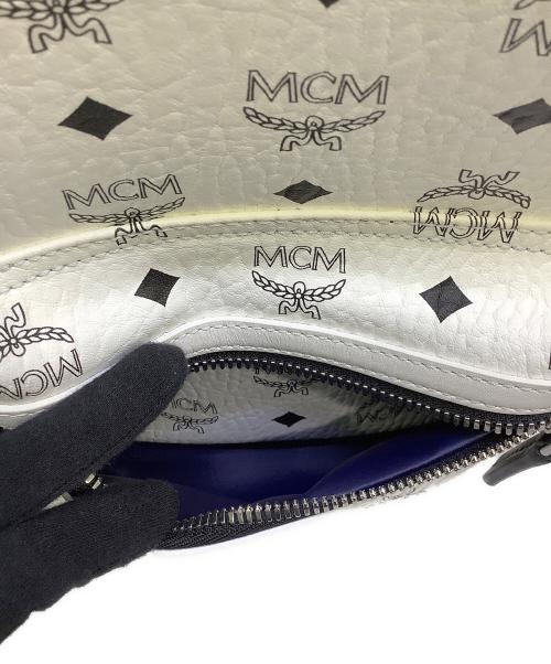 MCM（エムシーエム）MCM (エムシーエム) Stark サイドスタッズ バックパック - ヴィセトス ホワイトの古着・服飾アイテム