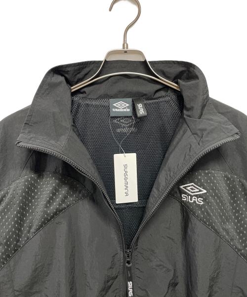 UMBRO（アンブロ）UMBRO (アンブロ) SILAS (サイラス) トラックジャケット ブラック サイズ:XL 未使用品の古着・服飾アイテム