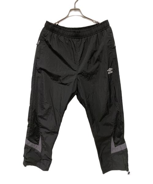 UMBRO（アンブロ）UMBRO (アンブロ) SILAS (サイラス) トラックパンツ ブラック サイズ:L 未使用品の古着・服飾アイテム