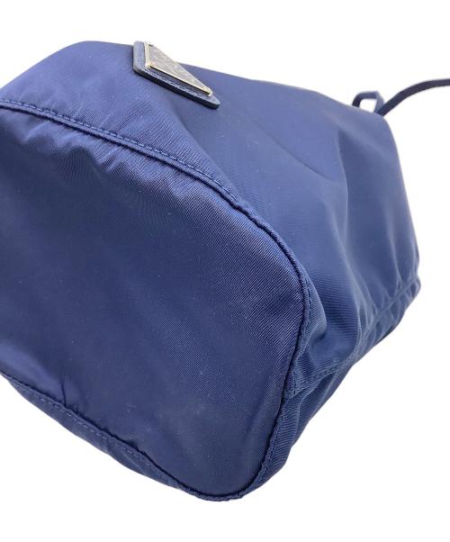 PRADA（プラダ）PRADA (プラダ) ナイロン巾着ポーチ ネイビーの古着・服飾アイテム