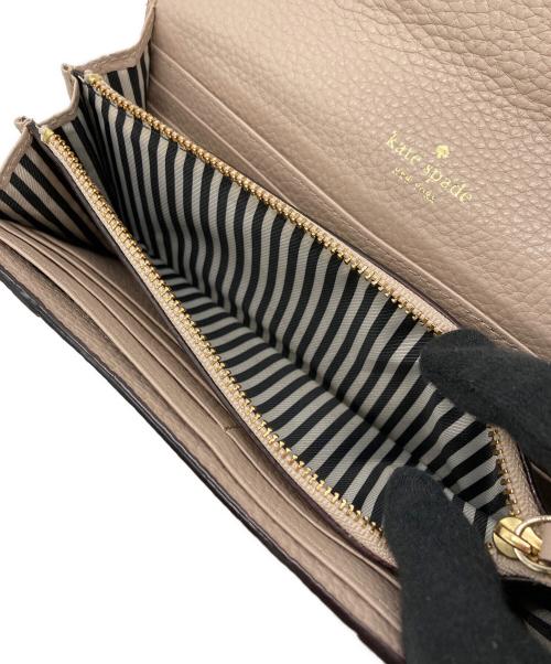 Kate Spade（ケイトスペード）Kate Spade (ケイトスペード) 長財布 ベージュの古着・服飾アイテム