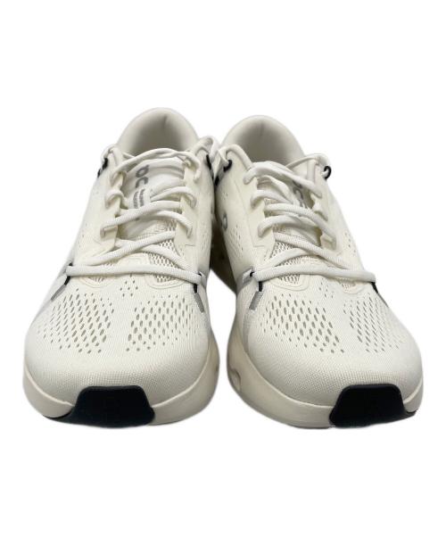 on（オン）on (オン) Cloudsurfer 2 ランニングシューズ ホワイト サイズ:27.5㎝の古着・服飾アイテム