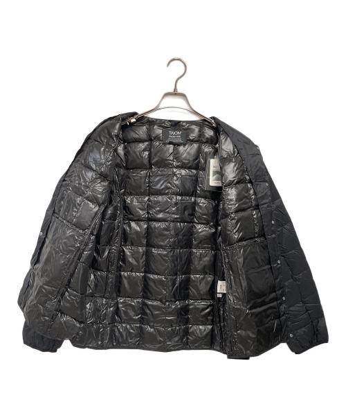 TAION（タイオン）TAION (タイオン) ベーシック クルーネックボタン インナーダウンジャケット ブラック サイズ:XL 未使用品の古着・服飾アイテム