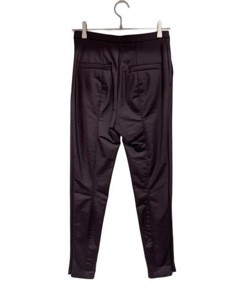 qualite（カリテ）qualite (カリテ) テーパードパンツ ブラウン サイズ:M 未使用品の古着・服飾アイテム