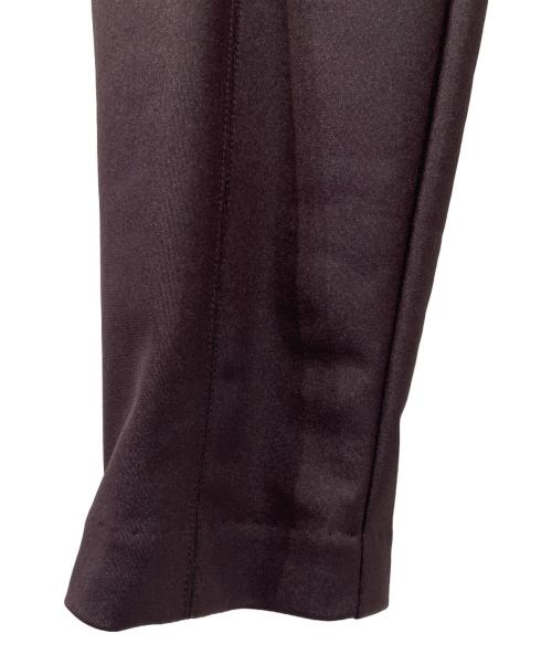 qualite（カリテ）qualite (カリテ) テーパードパンツ ブラウン サイズ:M 未使用品の古着・服飾アイテム