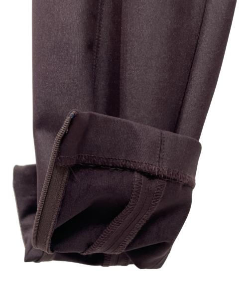 qualite（カリテ）qualite (カリテ) テーパードパンツ ブラウン サイズ:M 未使用品の古着・服飾アイテム