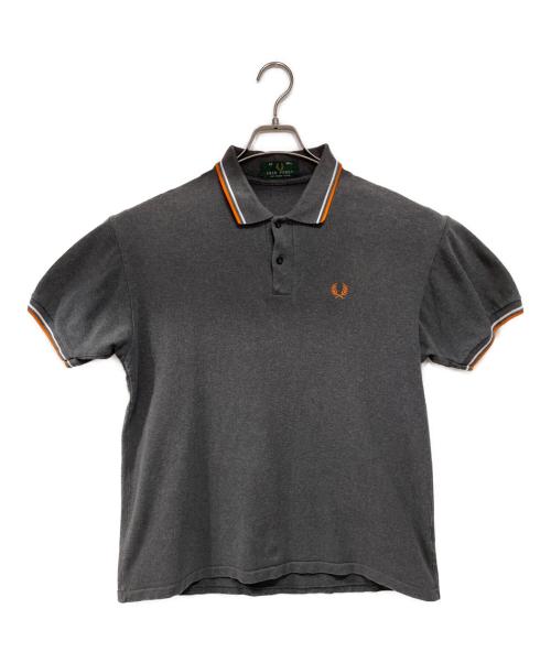 FRED PERRY（フレッドペリー）FRED PERRY (フレッドペリー) ポロシャツ グレー サイズ:SIZE 42の古着・服飾アイテム