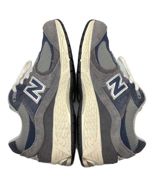 NEW BALANCE（ニューバランス）NEW BALANCE (ニューバランス) M2002REL GRAY グレー×ネイビー サイズ:28の古着・服飾アイテム