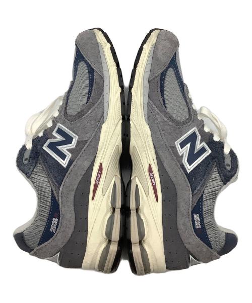 NEW BALANCE（ニューバランス）NEW BALANCE (ニューバランス) M2002REL GRAY グレー×ネイビー サイズ:28の古着・服飾アイテム