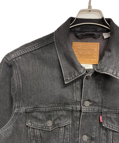 LEVI'S（リーバイス）LEVI'S (リーバイス) リラックスフィット トラッカージャケット ブラック サイズ:Sの古着・服飾アイテム