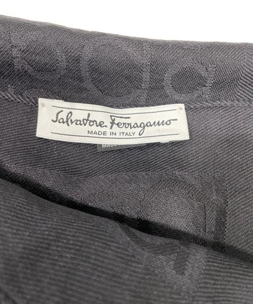 Salvatore Ferragamo（サルヴァトーレ フェラガモ）Salvatore Ferragamo (サルヴァトーレ フェラガモ) マフラー ブラックの古着・服飾アイテム