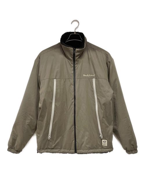 DEUS EX MACHINA（デウス エクス マキナ）DEUS EX MACHINA (デウス エクス マキナ) BARRENS REVERSIBLE BOA／リバーシブルジャケット カーキ サイズ:記載なしの古着・服飾アイテム