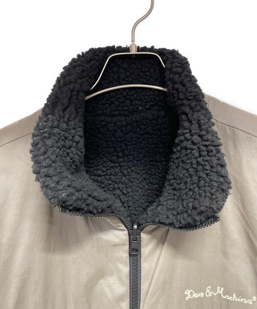 DEUS EX MACHINA（デウス エクス マキナ）DEUS EX MACHINA (デウス エクス マキナ) BARRENS REVERSIBLE BOA／リバーシブルジャケット カーキ サイズ:記載なしの古着・服飾アイテム