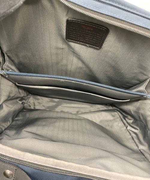 TUMI（トゥミ）TUMI (トゥミ) リュック ネイビーの古着・服飾アイテム